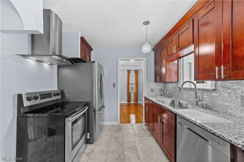4231 W 62nd Street Cleveland OH 44144