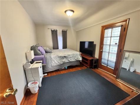 24201 Yosemite Drive Euclid OH 44117