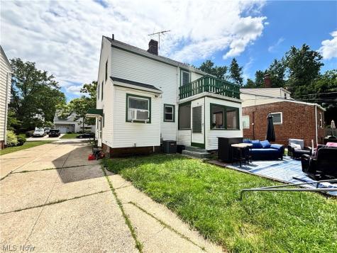 24201 Yosemite Drive Euclid OH 44117