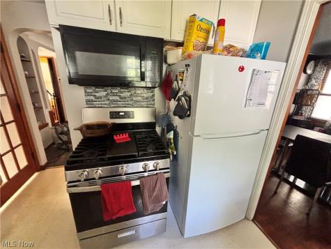 24201 Yosemite Drive Euclid OH 44117