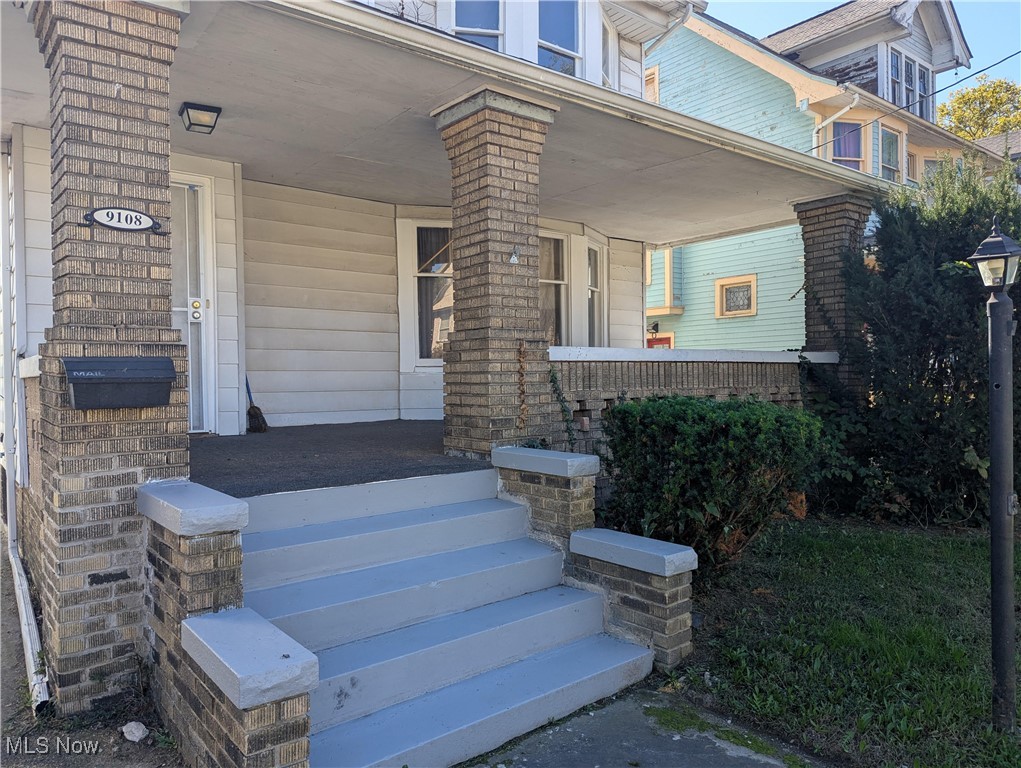 9108 Kempton Avenue Cleveland OH 44108