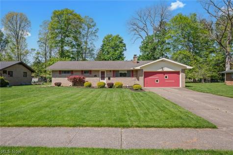 5108 Evergreen Drive North Olmsted OH 44070