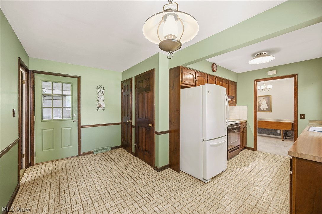 5108 Evergreen Drive North Olmsted OH 44070