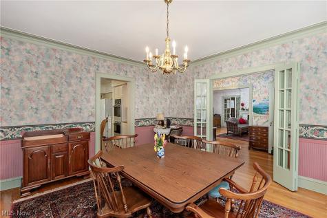 2657 Edgehill Road Cleveland Heights OH 44106