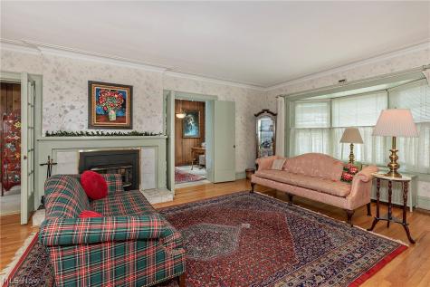 2657 Edgehill Road Cleveland Heights OH 44106