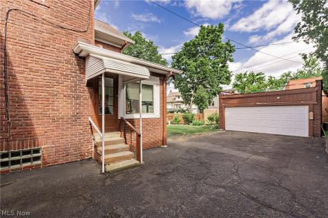 2657 Edgehill Road Cleveland Heights OH 44106