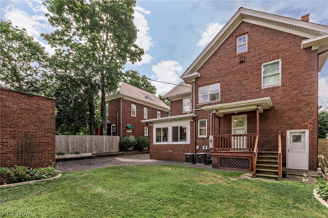 2657 Edgehill Road Cleveland Heights OH 44106