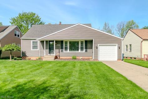 1342 Beaconfield Road Lyndhurst OH 44124