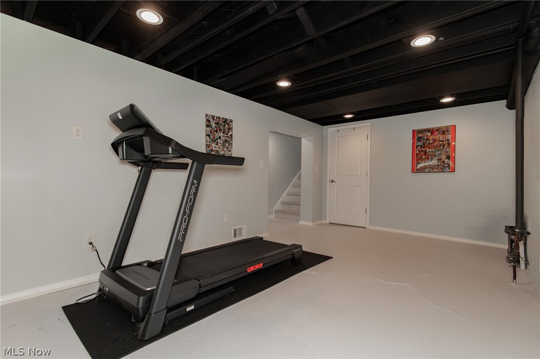1342 Beaconfield Road Lyndhurst OH 44124