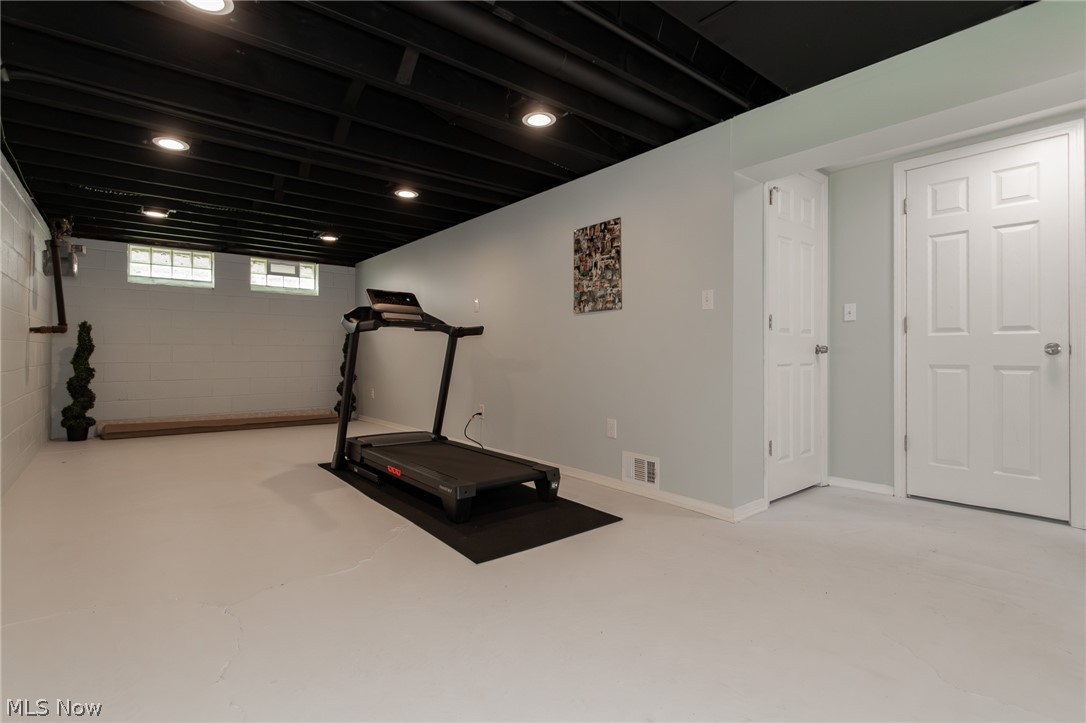 1342 Beaconfield Road Lyndhurst OH 44124