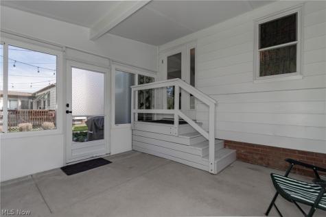 1342 Beaconfield Road Lyndhurst OH 44124