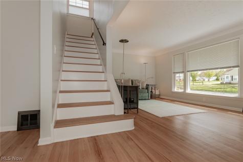 1342 Beaconfield Road Lyndhurst OH 44124