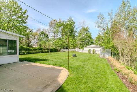1342 Beaconfield Road Lyndhurst OH 44124