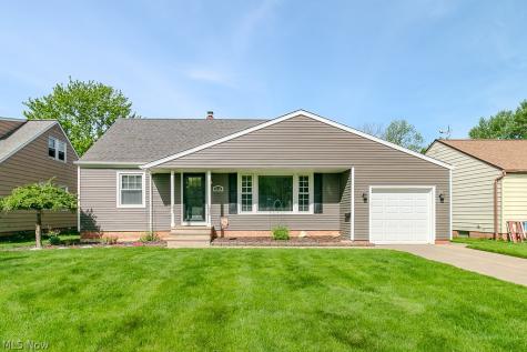 1342 Beaconfield Road Lyndhurst OH 44124