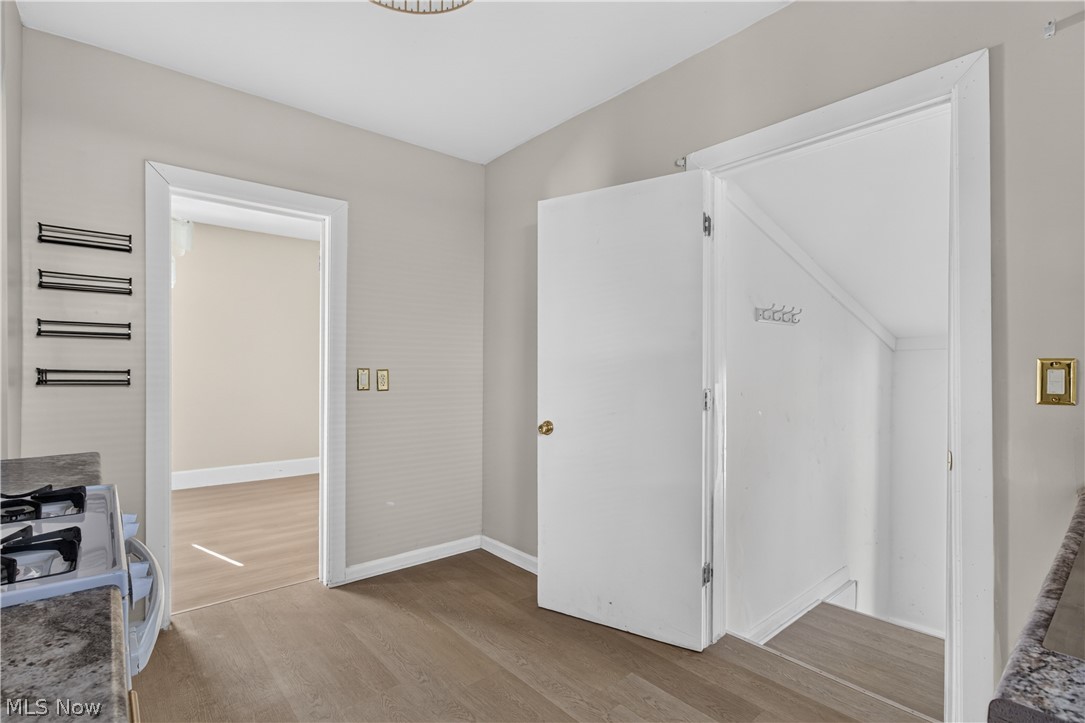 147 Fairlawn Avenue Elyria OH 44035