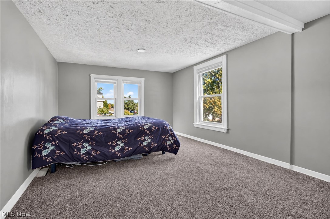 147 Fairlawn Avenue Elyria OH 44035