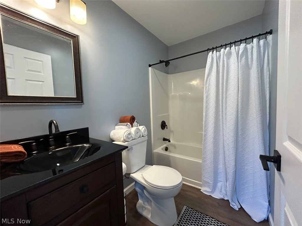 1044 Decatur Street Vermilion OH 44089