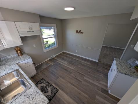 2935 Caroline Avenue Lorain OH 44055