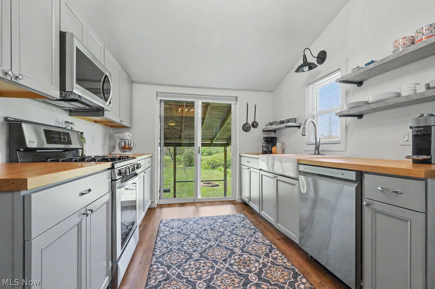 1988 S Cleveland Massillon Road Copley OH 44321
