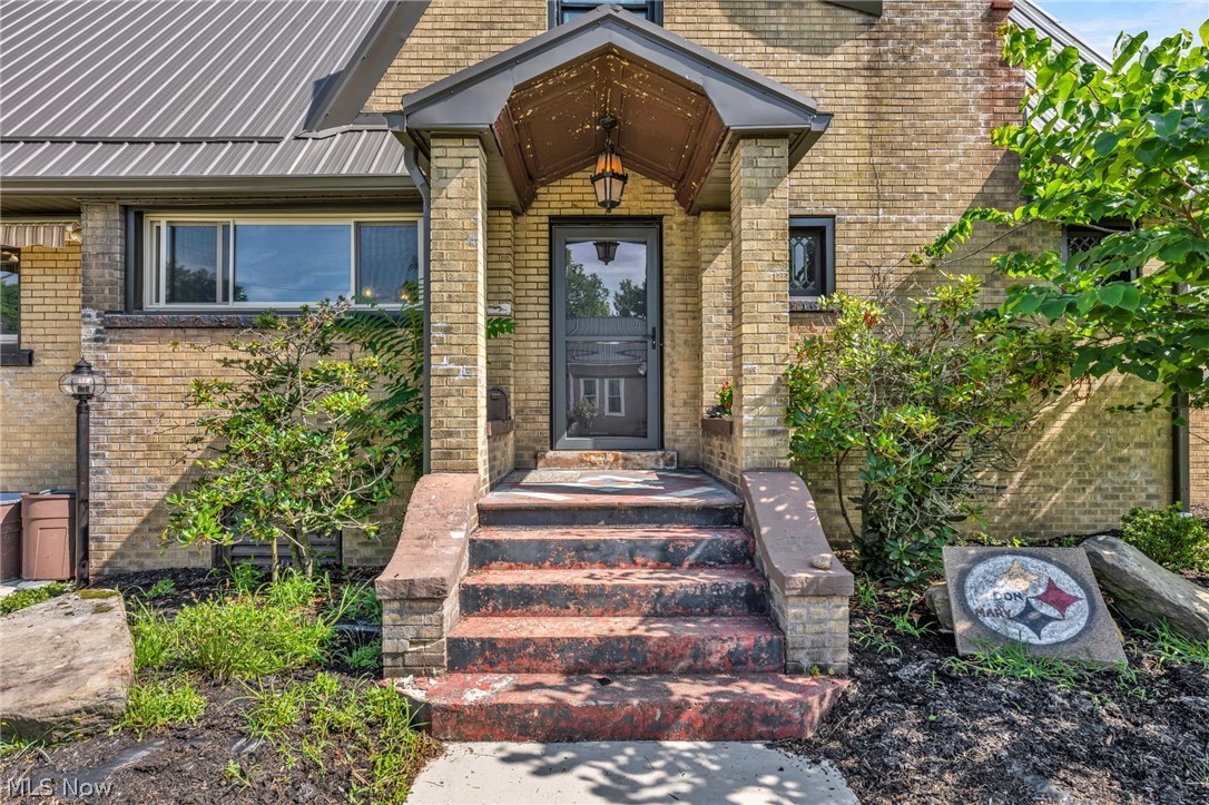 593 Dewey Avenue Cadiz OH 43907