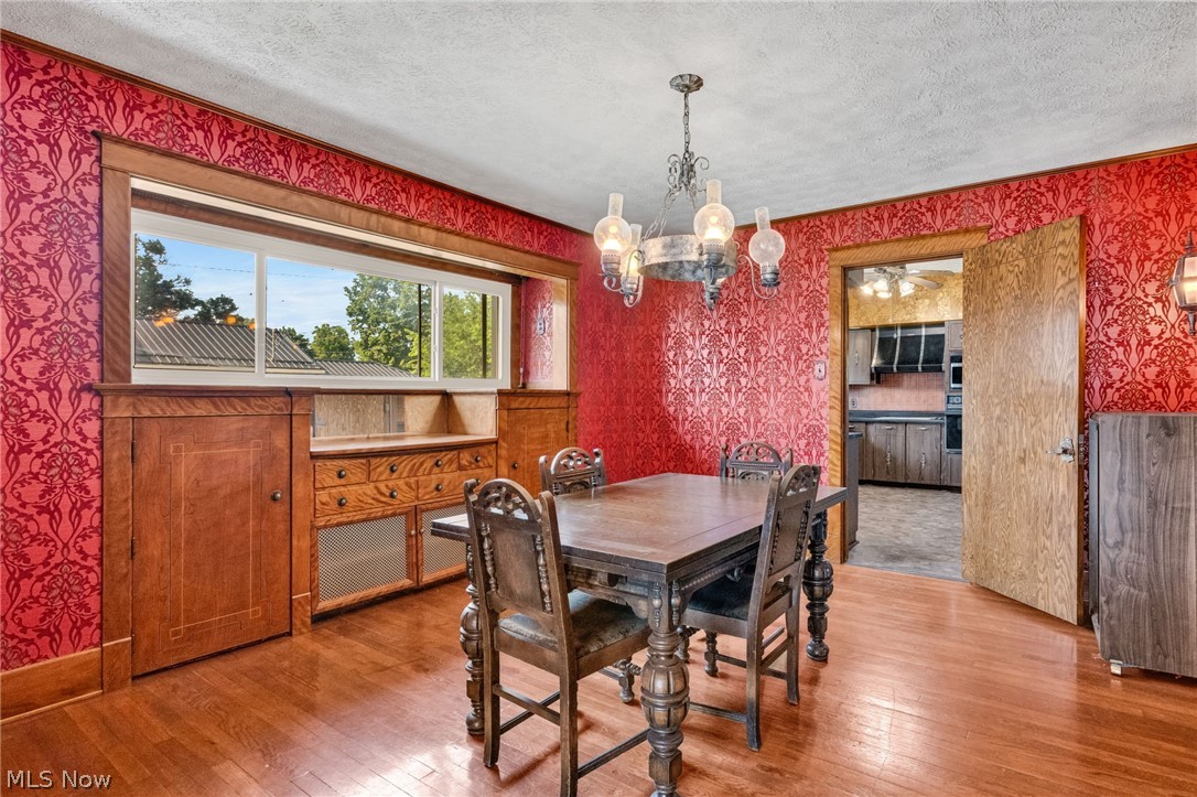 593 Dewey Avenue Cadiz OH 43907