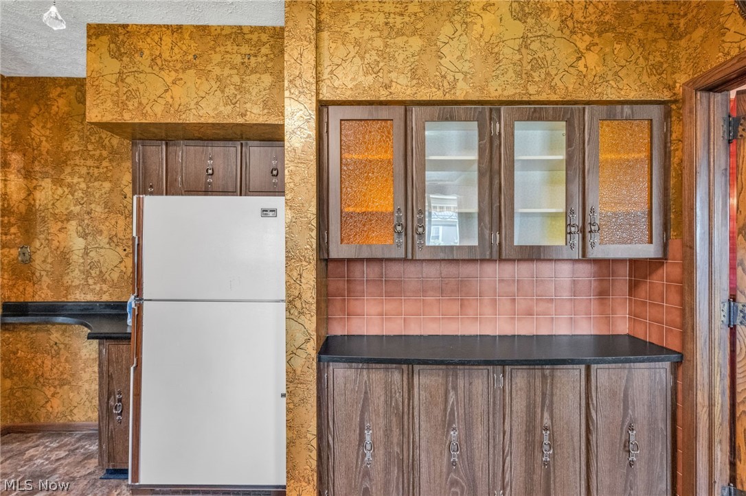 593 Dewey Avenue Cadiz OH 43907