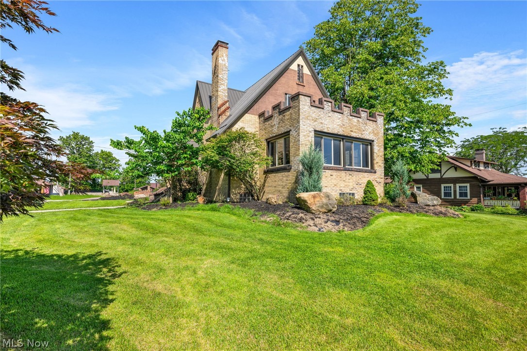 593 Dewey Avenue Cadiz OH 43907