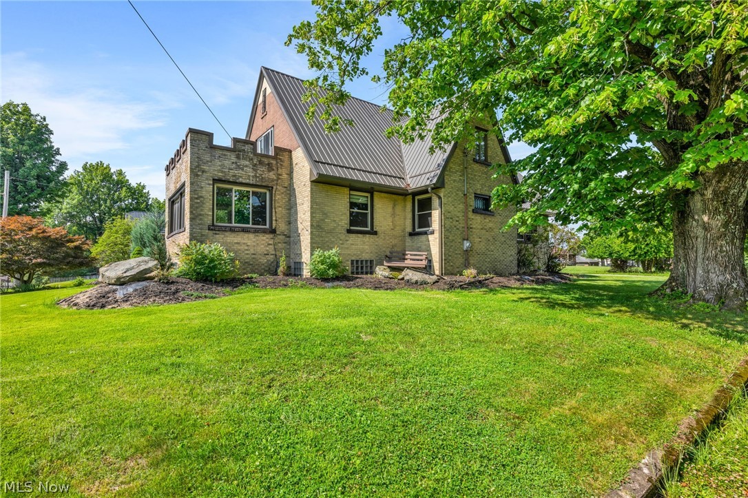 593 Dewey Avenue Cadiz OH 43907