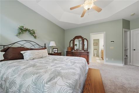 1070 Wedgefield Court NE North Canton OH 44720