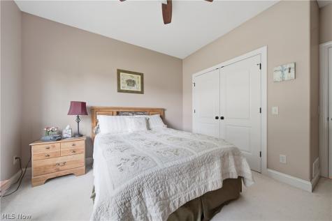 1070 Wedgefield Court NE North Canton OH 44720