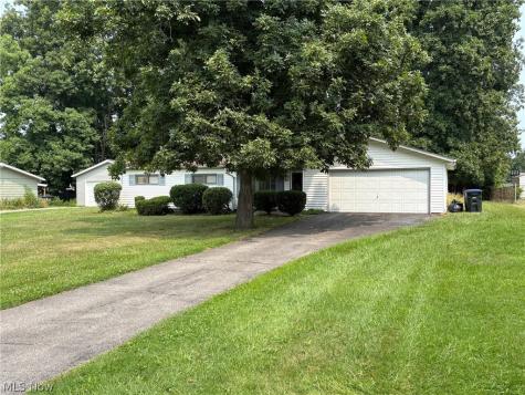 1661 Dannley Drive Brunswick OH 44212