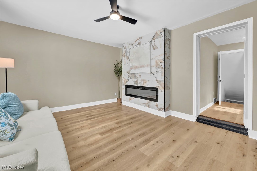 926 Winton Avenue Akron OH 44320