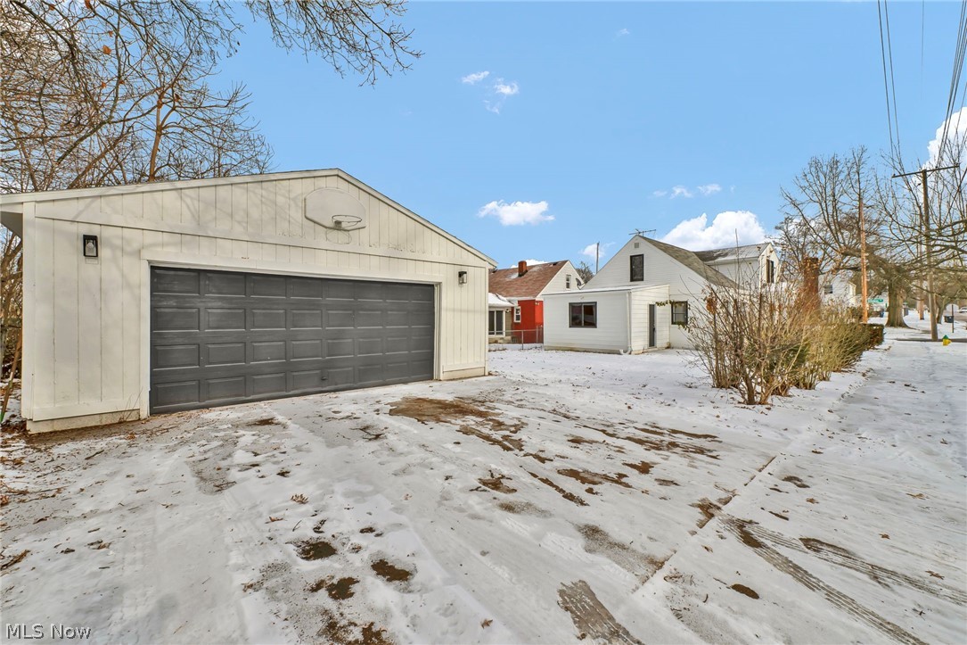 926 Winton Avenue Akron OH 44320