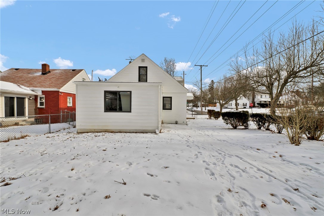 926 Winton Avenue Akron OH 44320