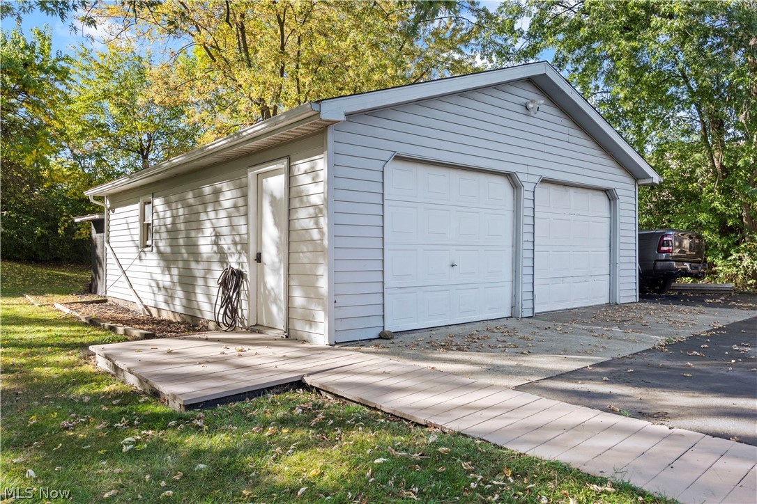 5490 Smith Road Brook Park OH 44142