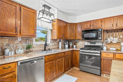 5490 Smith Road Brook Park OH 44142