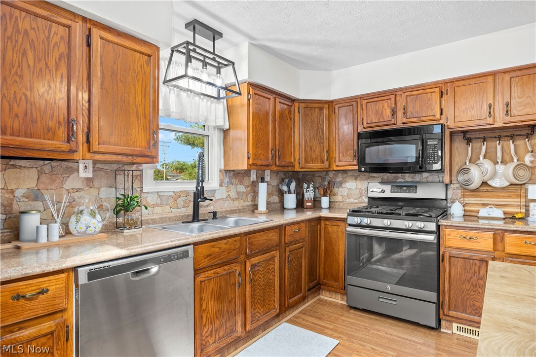 5490 Smith Road Brook Park OH 44142