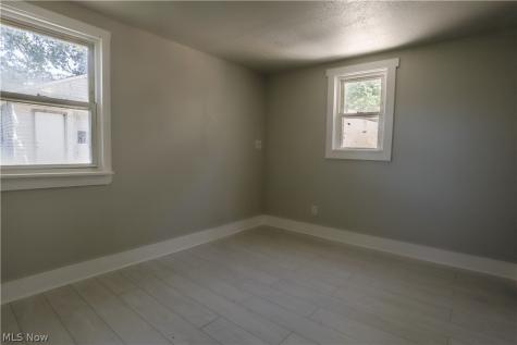 5003 Dalton Avenue Cleveland OH 44127
