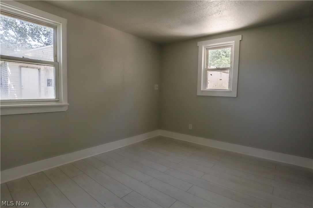5003 Dalton Avenue Cleveland OH 44127