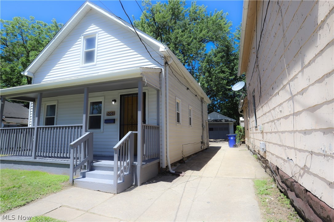 5003 Dalton Avenue Cleveland OH 44127