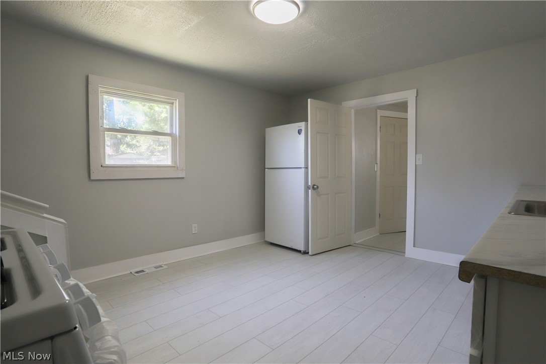 5003 Dalton Avenue Cleveland OH 44127
