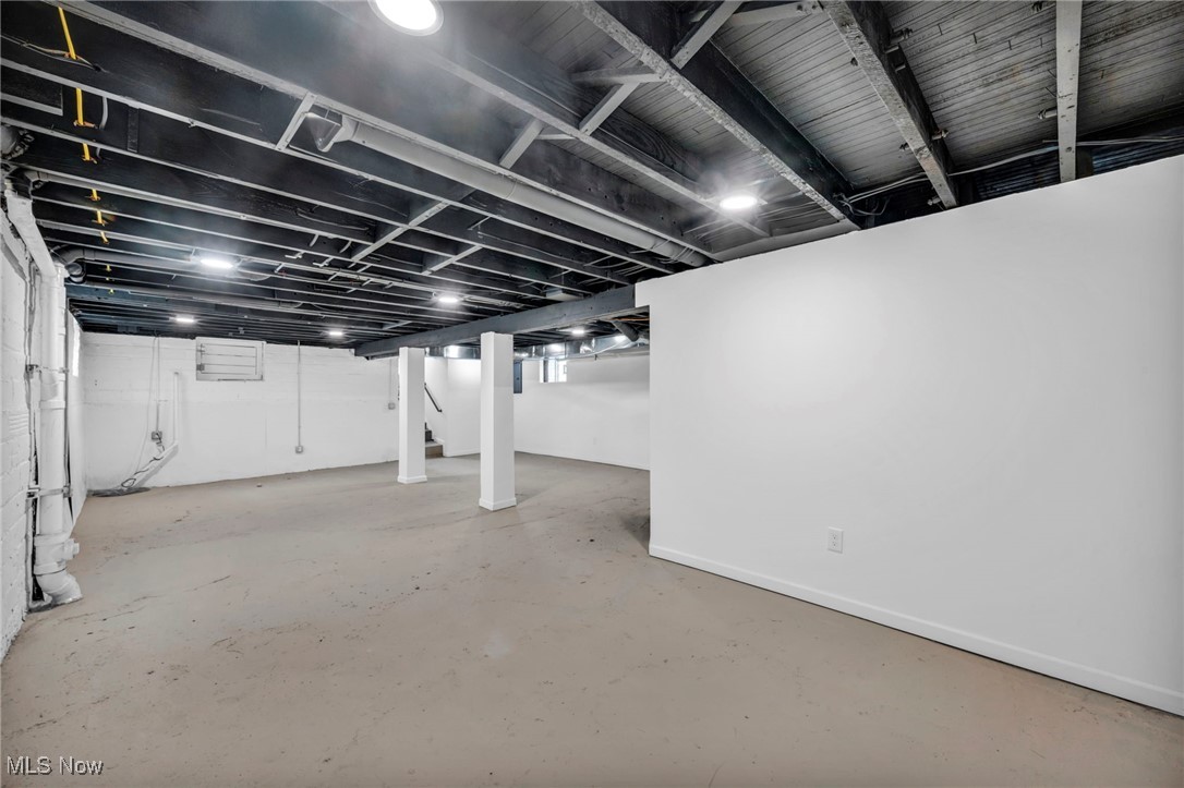 828 Nela View Road Cleveland Heights OH 44112