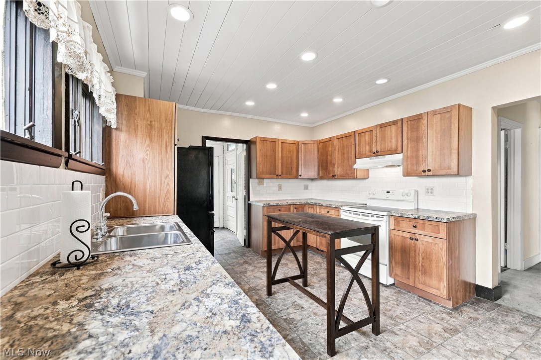 412 Oakwood Drive Cadiz OH 43907