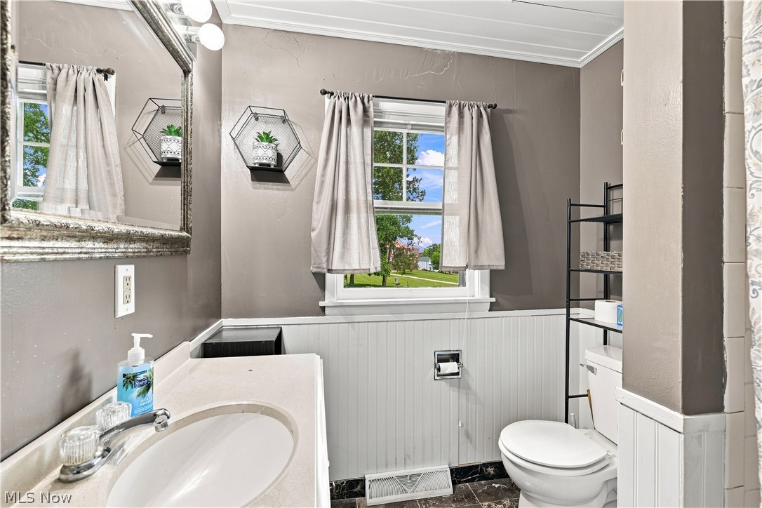 412 Oakwood Drive Cadiz OH 43907