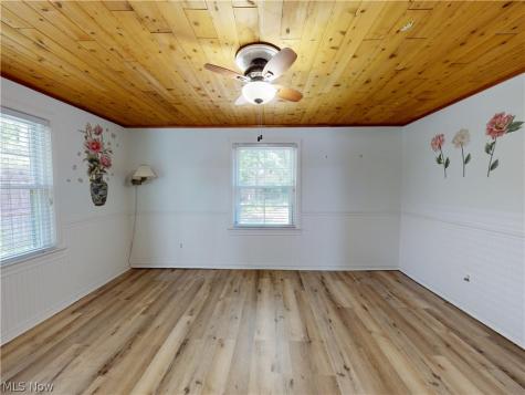 1049 Renfield Road Cleveland Heights OH 44121