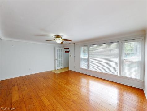 1049 Renfield Road Cleveland Heights OH 44121