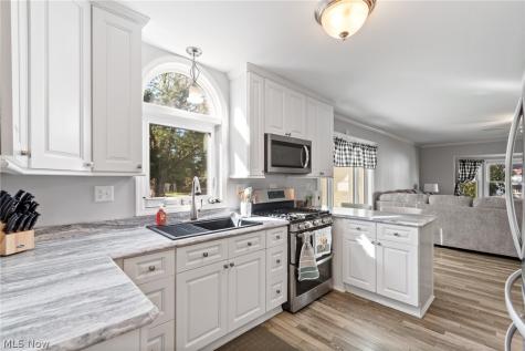 664 Scott Place NW Massillon OH 44647