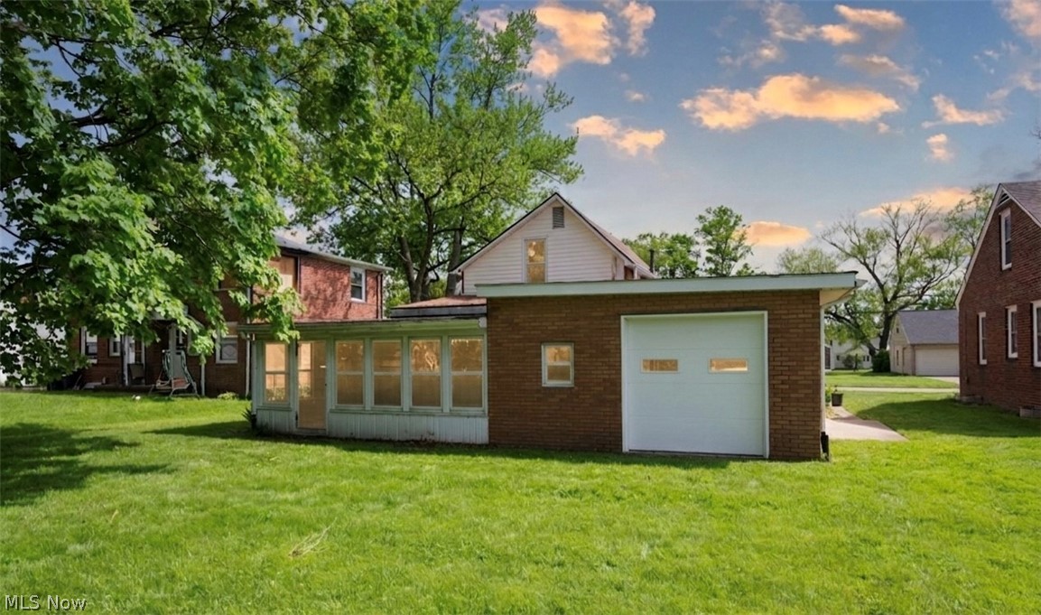 1528 Stepney Street Niles OH 44446