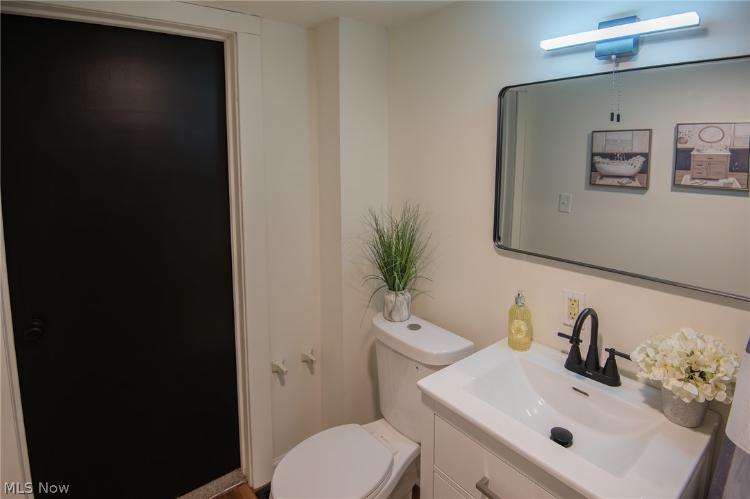 1528 Stepney Street Niles OH 44446
