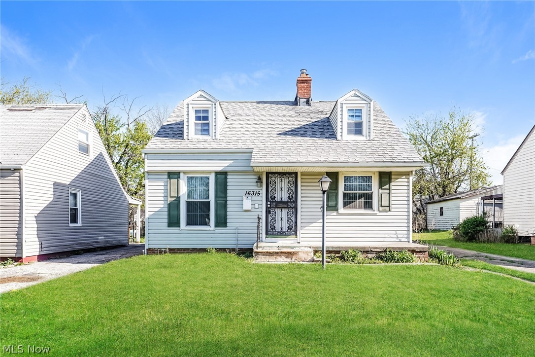 16315 Westview Avenue Cleveland OH 44128